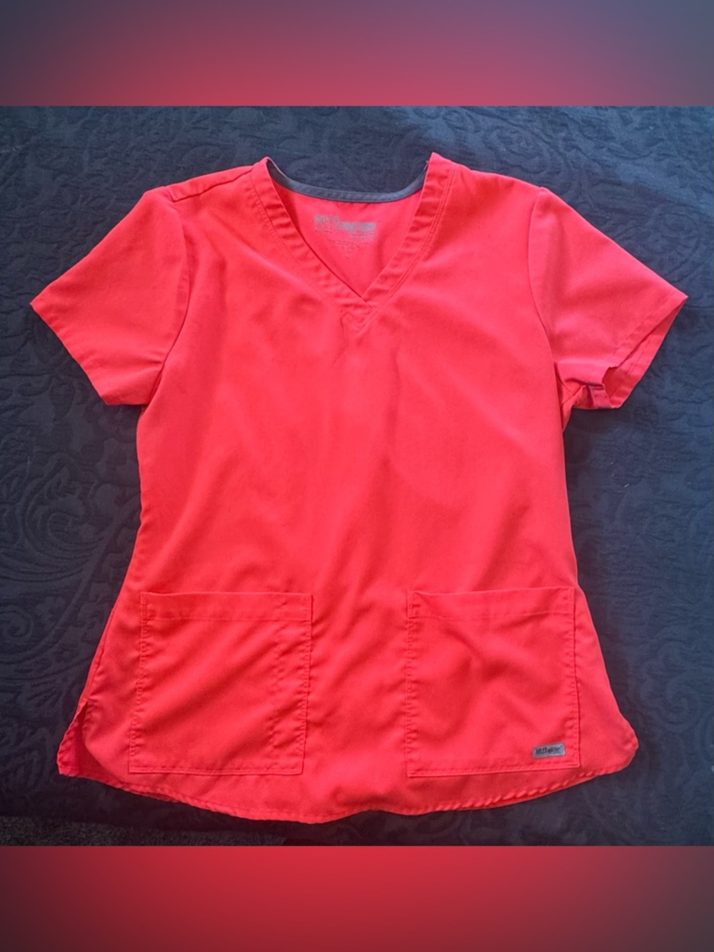 Greys Anatomy Bright Poppy Scrub Top Women’s Size Medium